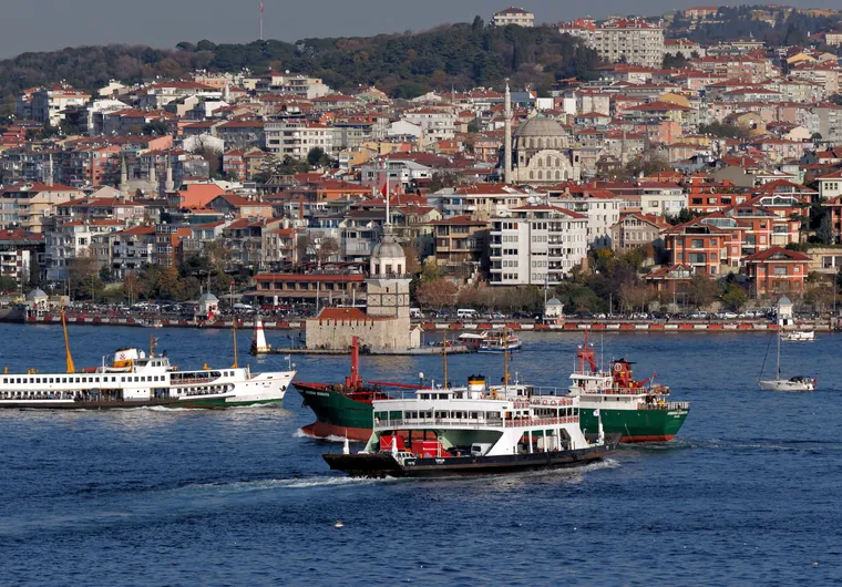Byferger passerer Üsküdar-siden