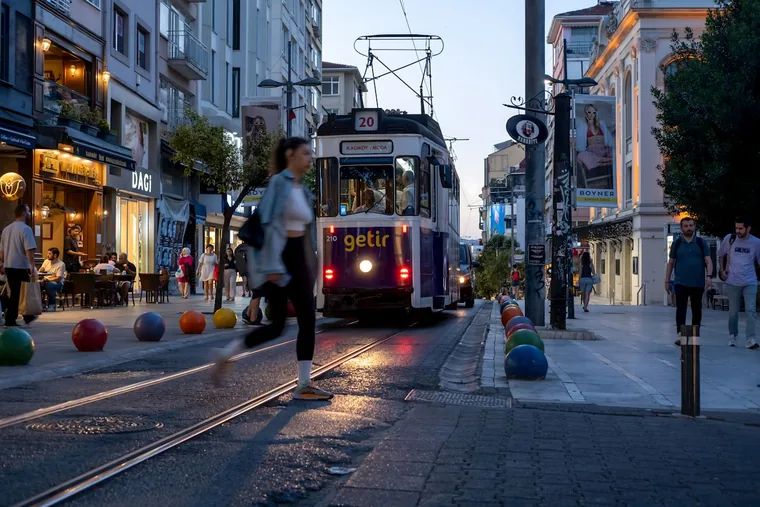 Moderne bytrikk i gateplan